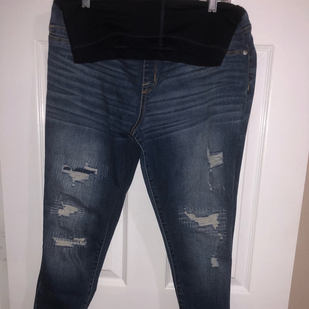 Maternity jeans size medium